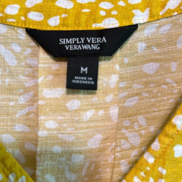 SIMPLY VERA Vera Wang V Neck Top - Picture 3 of 3